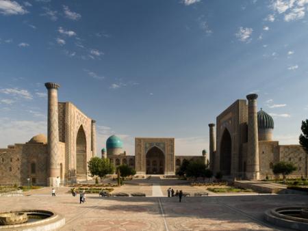 Abdulvahab Kara:Semerkant'ın Muhteşem Registan Meydanı