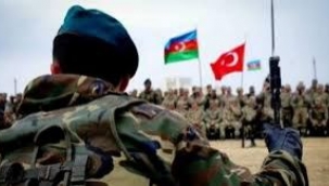 Azerbaycan'ın Nahçıvan bölgesinde Azerbaycan - Türkiye ortak askeri üssü kurulmalıdır - Ali İnsanov 