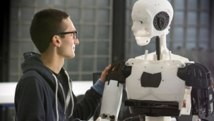 İnsan ile makinenin yaklaşan çatışması - Öğretim Görevlisi Kadir Metin Akbaş