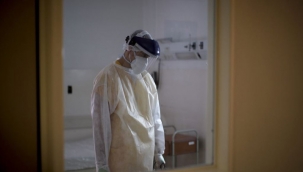 PROF. DR. ÖZMEN: KORONAVİRÜSLE MÜCADELE EDEN SAĞLIK ÇALIŞANLARI PSİKOLOJİK RİSK ALTINDA 