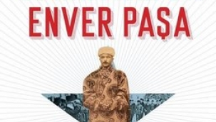 Türkistanda Enver Paşa'nın Umûmî Muhâberât Müdürü Mücâhid - Edîp