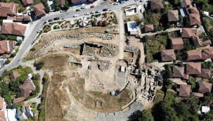 Kazmayı vurdukça, toprağın altından tarih fışkırıyor 