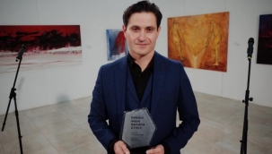 YÖNETMEN AHTEM SEYTABLAYEV, VASIL STUS ÖDÜLÜNÜ KAZANDI 
