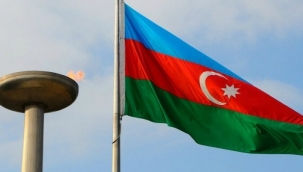 BİR KERE YÜKSELEN BAYRAK: AZERBAYCAN, BAĞIMSIZLIK GÜNÜNÜ KUTLUYOR 