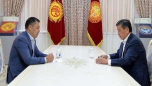 KIRGIZİSTAN BAŞBAKANI, CUMHURBAŞKANI YETKİLERİNİN KENDİSİNE GEÇTİĞİNİ İLAN ETTİ 