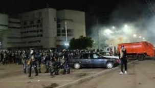 KIRGIZİSTAN'IN BAŞKENTİ BİŞKEK'TE PROTESTOLAR DEVAM EDİYOR!