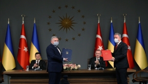 MİLLİ SAVUNMA BAKANI AKAR UKRAYNALI MEVKİDAŞI TARAN İLE BİR ARAYA GELDİ 