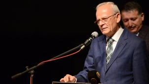 Yunus'u şair katından öteye geçirmeliyiz