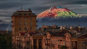 Ağrı Dağı'na Türkiye ve Azerbaycan bayrağı yansıtılacak!