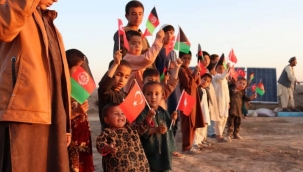 AHDE VEFA TURAN DERNEĞİNİN VE KUYAŞ DERNEĞİNİN GÜNEY TÜRKİSTAN'DA AÇTIĞI KUYUDA SU BULUNDU 