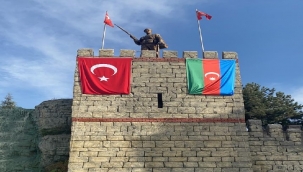 AZERBAYCAN'DA HALK, ŞUŞA ZAFERİNİ KUTLUYOR