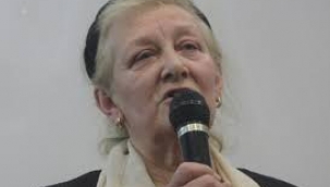 KIRIM TATAR SİYASİ TUTSAĞIN ANNESİNDEN CUMHURBAŞKANINA YARDIM ÇAĞRISI 