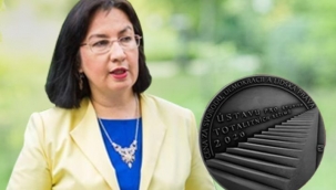 KIRIM TATAR TARİHÇİ GÜLNARA BEKİROVA'YA ÇEKYA'DAN ÖDÜL 