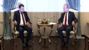 KKTC'DE SANER, HÜKUMETİ KURMA GÖREVİNİ TATAR'A İADE ETTİ! 