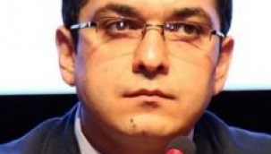 Mirza Bala Mehmetzade Kaleminden İran'ın Yakın Siyasi Tarihi - Babek ŞAHİT 