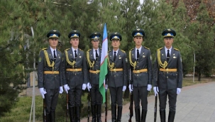 ÖZBEKİSTAN, DEVLET BAYRAĞININ KABULÜNÜN 29. YIL DÖNÜMÜNÜ KUTLADI 