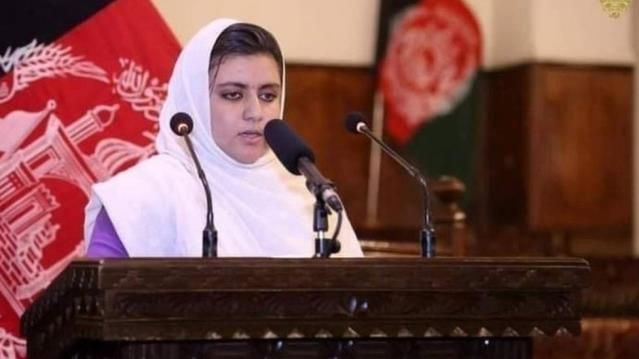 Afgan gazeteci Malala Maiwand arabasında öldürüldü 