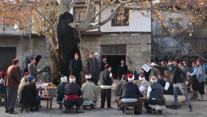 Akif filmi için Yavuz Bingöl'e tepkiler artıyor