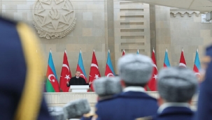 ERDOĞAN'DAN BAKÜ'DE ZAFER MESAJI: BUGÜN TÜM TÜRK DÜNYASI İÇİN ZAFER VE GURUR GÜNÜDÜR 