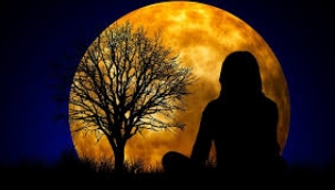 GAMZE TENUR YAZDI: AY YÜZLÜM