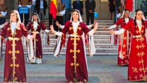 KIRIM AHALİ CUMHURİYETİ'NİN ANISINI TAŞIYOR: 13 ARALIK ROMANYA'DAKİ TATARLARIN MİLLİ GÜNÜ 