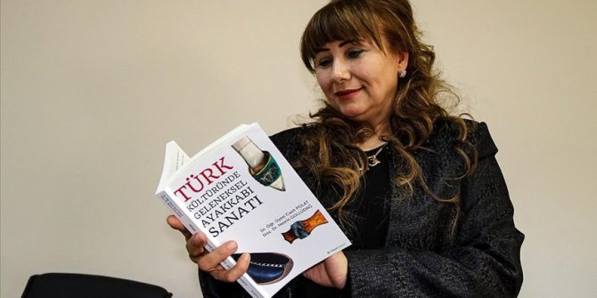 Türk Kültüründe Ayakkabı Sanatı