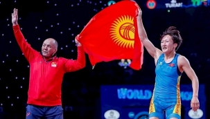 ÜNLÜ KIRGIZ GÜREŞÇİ, SIRBİSTAN'DA DÜNYA ŞAMPİYONU OLDU 