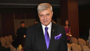 A. Yağmur Tunalı'nın Hakka yürüyen Prof. Dr. Ahmet Vefik Alp'in ardından kaleme aldığı yazısı