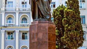 Bilal DÜNDAR: 2021 NİZAMİ GENCEVİ YILI İLAN EDİLDİ 