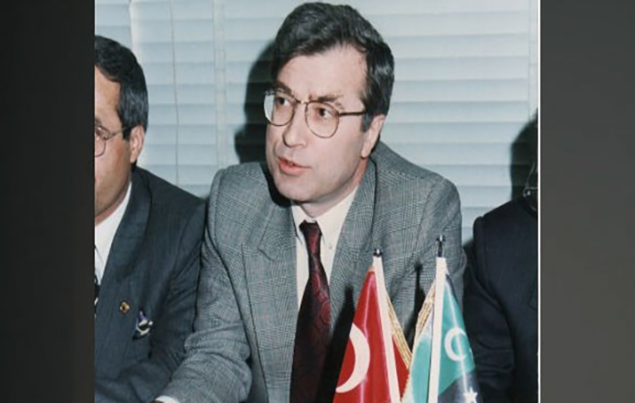 Dr. Sadık Ahmet, doğumunun 74. yıl dönümü 