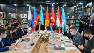 Kazak şair, Azerbaycan'ın Karabağ Zaferi'nin ardından bu şiiri yazdı: Ben Türküm! 