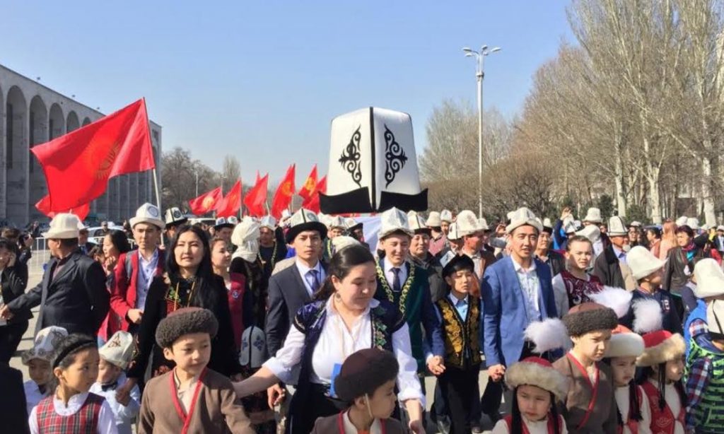 Kırgız Milli Baş Giysisi Kalpak - Yazar: Dastanbek Razak Uulu 