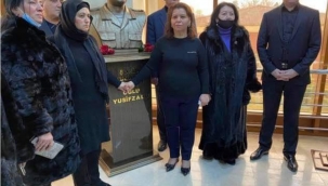 AZERBAYCANIN ÜNLÜ PROFESSORU VE ŞAİRİ MAHİRE NAĞIKIZI ŞEHİT XUDAYAR YUSİFZADENIN BÜSTÜNÜN AÇILIŞINDA İŞTİRAK ETTİ