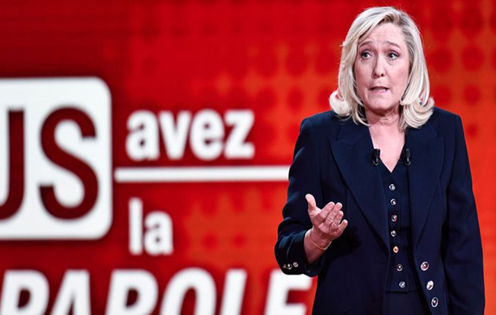 Fransız lider Marine Le Pen'den İslam'a hadsiz saldırı! 