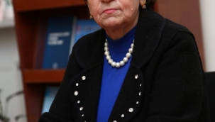 Füruze Memmedli yazdı: HAKKIM KARABAĞ