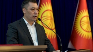 Kırgızistan'ın yeni Cumhurbaşkanı Caparov, Savunma Bakanlığını yeniden kurma kararı aldı 