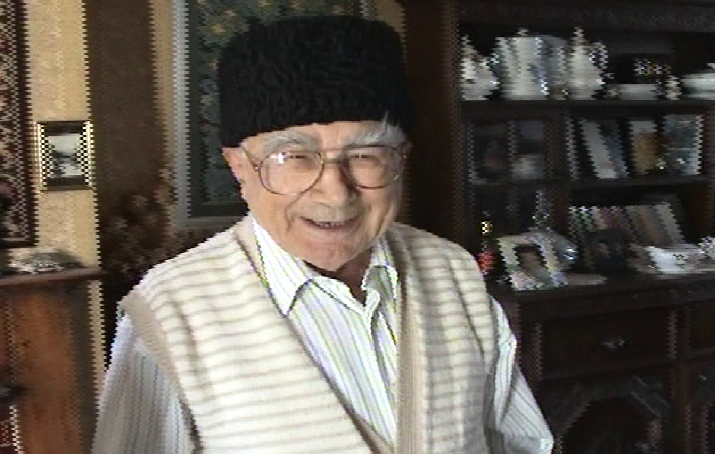 Emel Kırım Vakfından, Cengiz Dağcı'nın Zamanı Durdurduğu Evi belgesel gösterimi 