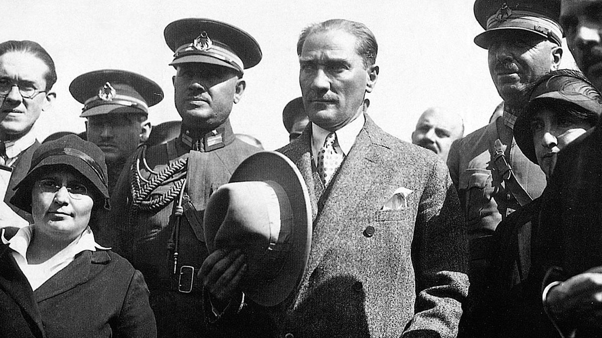 Mustafa Kemal Atatürk'ün sanat ve sanatçı ile ilgili sözleri