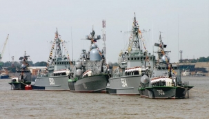 Rusya, Karadeniz'e 15 savaş gemisi gönderdi 