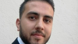 Hüseyin Cemre Beytekin: Hattat Ali Haydar Bey ve Manisa Ulu Cami'de Saklı Tabloları