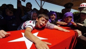 NİÇİN HEP BİZ ÖLÜYORUZ? - Ayhan BİLGİLİ 