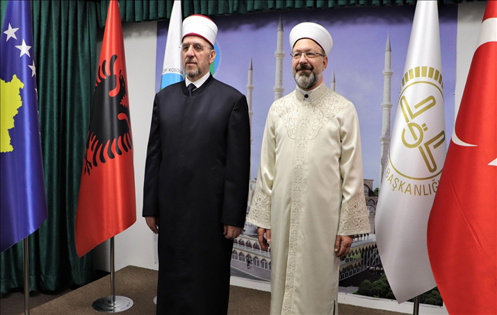 Diyanet İşleri Başkanı Erbaş, Kosova İslam Birliği'ni ziyaret etti 