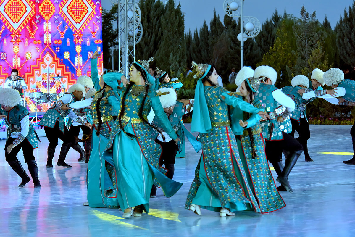 Türkmen halkının Arkadağ onuruna bayram konseri
