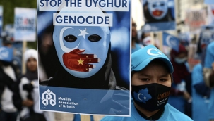 Londra'da Uygur Türkleri ve hak savunucularından dev gösteri: ÇKP'nin 100. yılı protesto edildi 