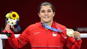 Busenaz Sürmeneli kimdir? İşte biyografisi