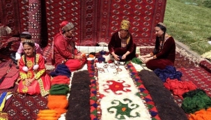 Türkmen kültüründe keçe sanatı