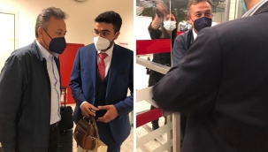 Dünya Uygur Kurultayı Başkanı İsa, Türkiye'ye alınmadı!