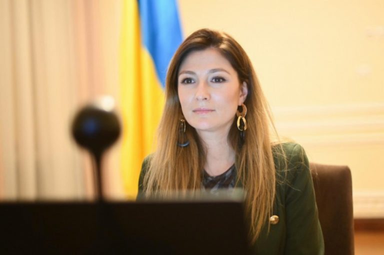 Emine Ceppar: Kırım Platformu, Rusya'nın Kırım sorununun kapandığı yönündeki mitini çürüttü