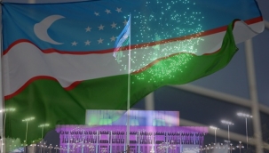 18 Kasım Özbekistan Milli Bayrak Günü