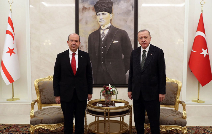 Cumhurbaşkanı Erdoğan ve KKTC Cumhurbaşkanı Tatar Esenboğa'da görüştü